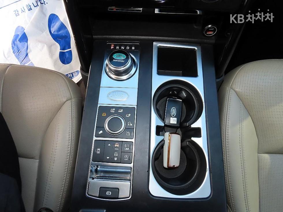 Land Rover Discovery — miniaturë 10