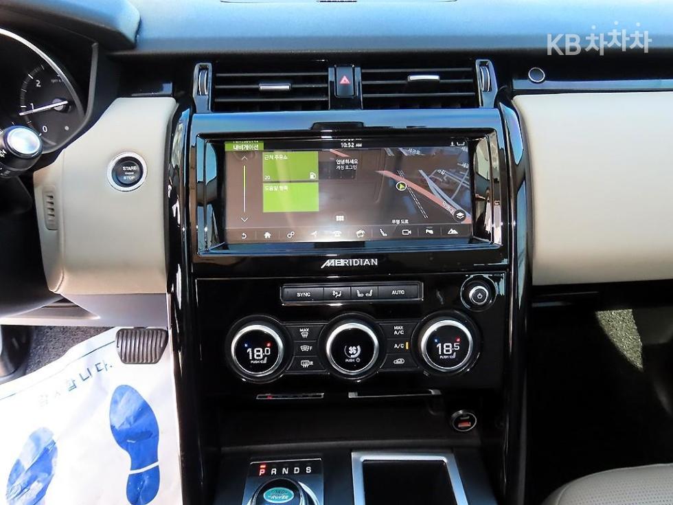 Land Rover Discovery — miniaturë 13
