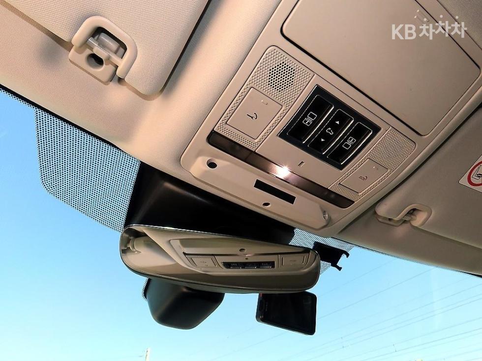 Land Rover Discovery — miniaturë 15