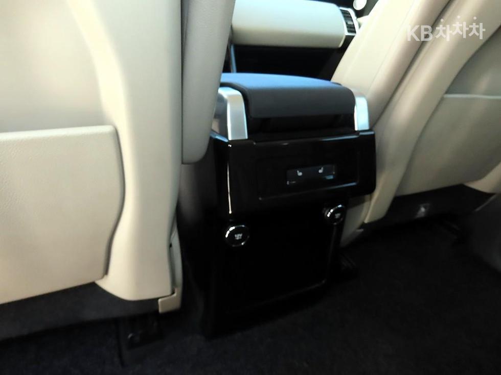 Land Rover Discovery — miniaturë 16
