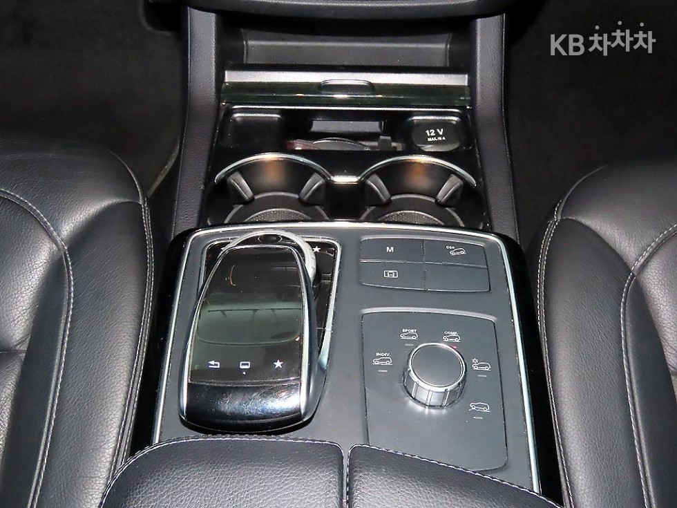 Mercedes-Benz GLE — miniaturë 13