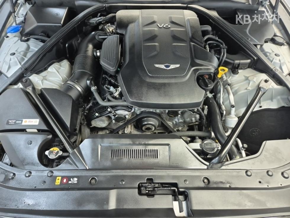 Genesis G80 — miniaturë 5