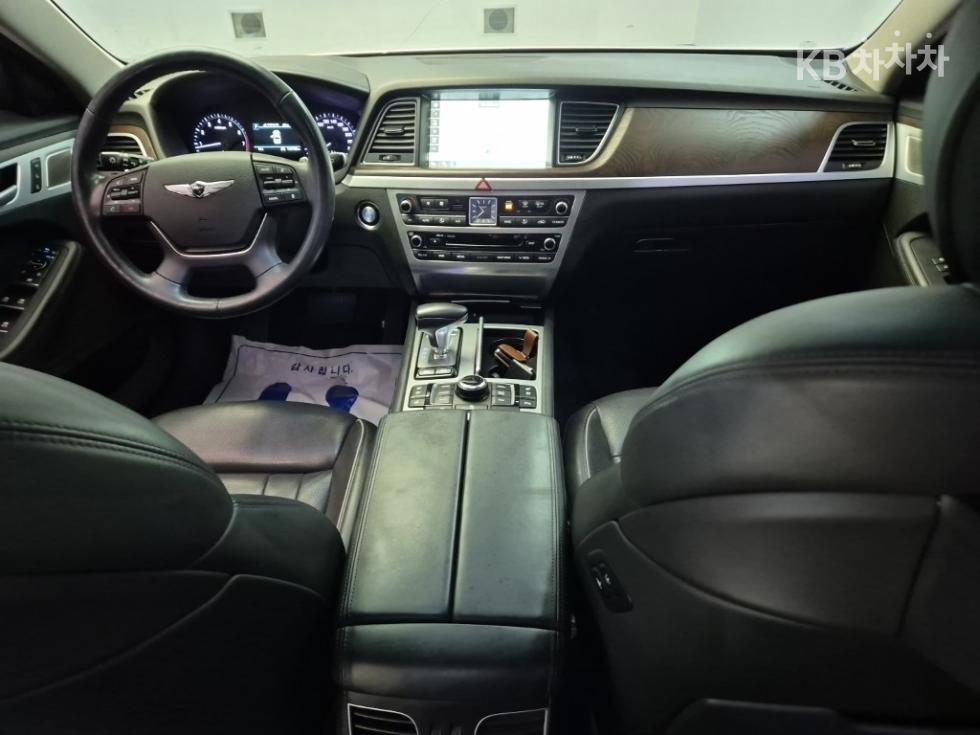 Genesis G80 — miniaturë 7