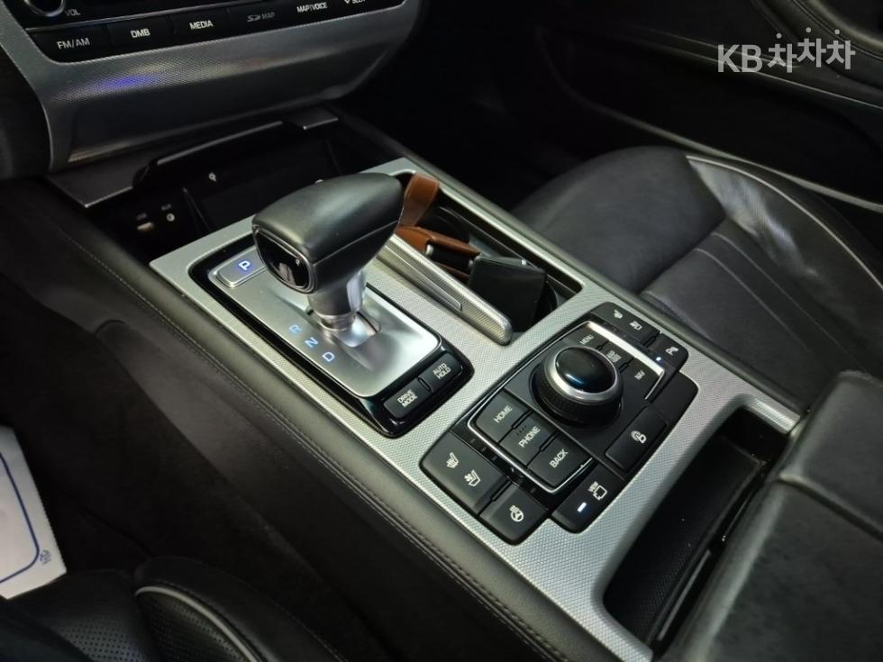Genesis G80 — miniaturë 8