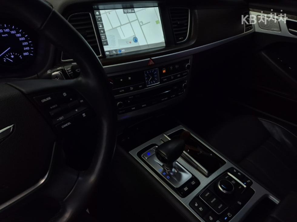 Genesis G80 — miniaturë 10