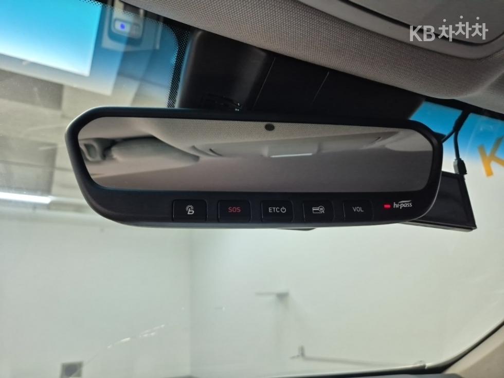 Genesis G80 — miniaturë 17