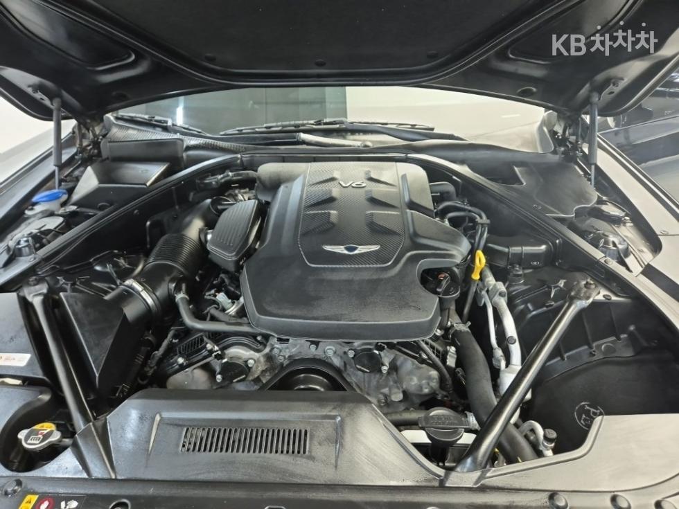 Genesis G80 — miniaturë 5
