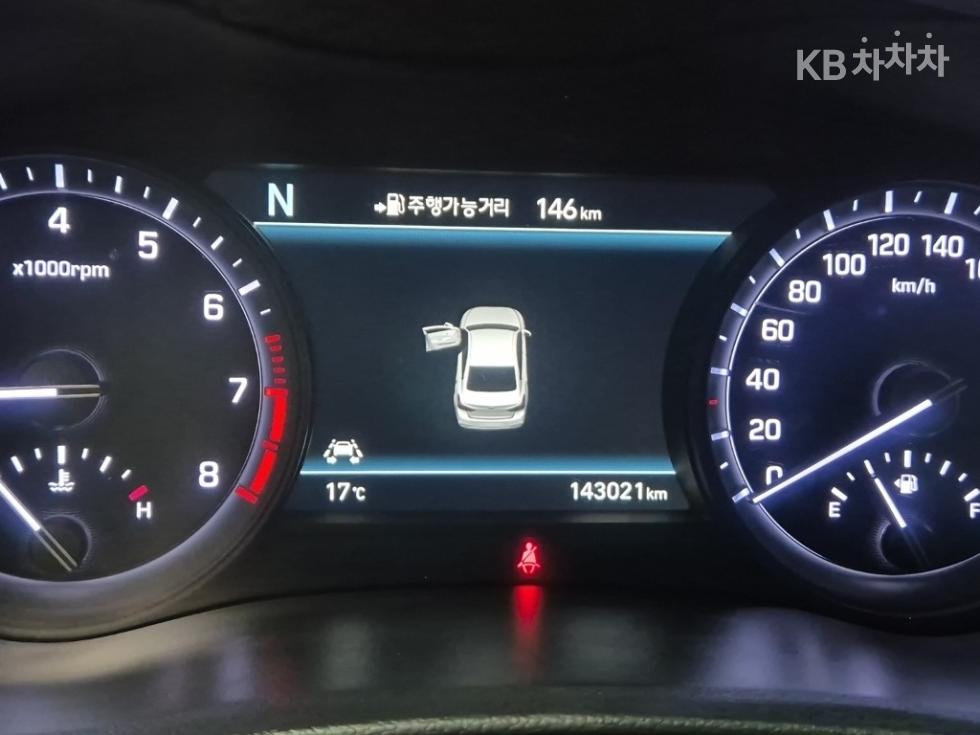 Genesis G80 — miniaturë 6