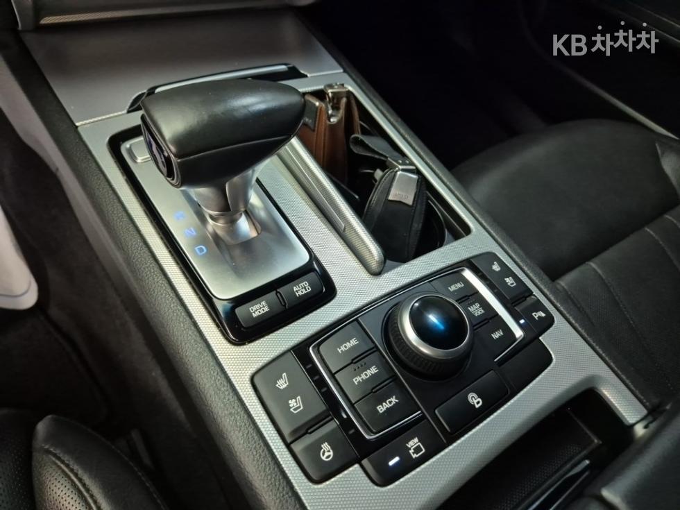 Genesis G80 — miniaturë 8
