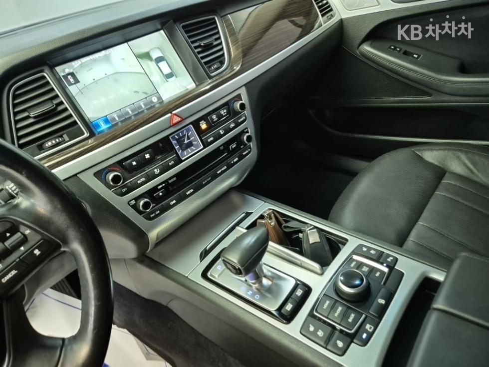 Genesis G80 — miniaturë 10