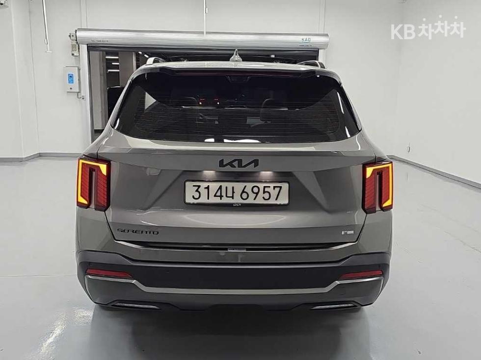 Kia Sorento X-Line — фото 3