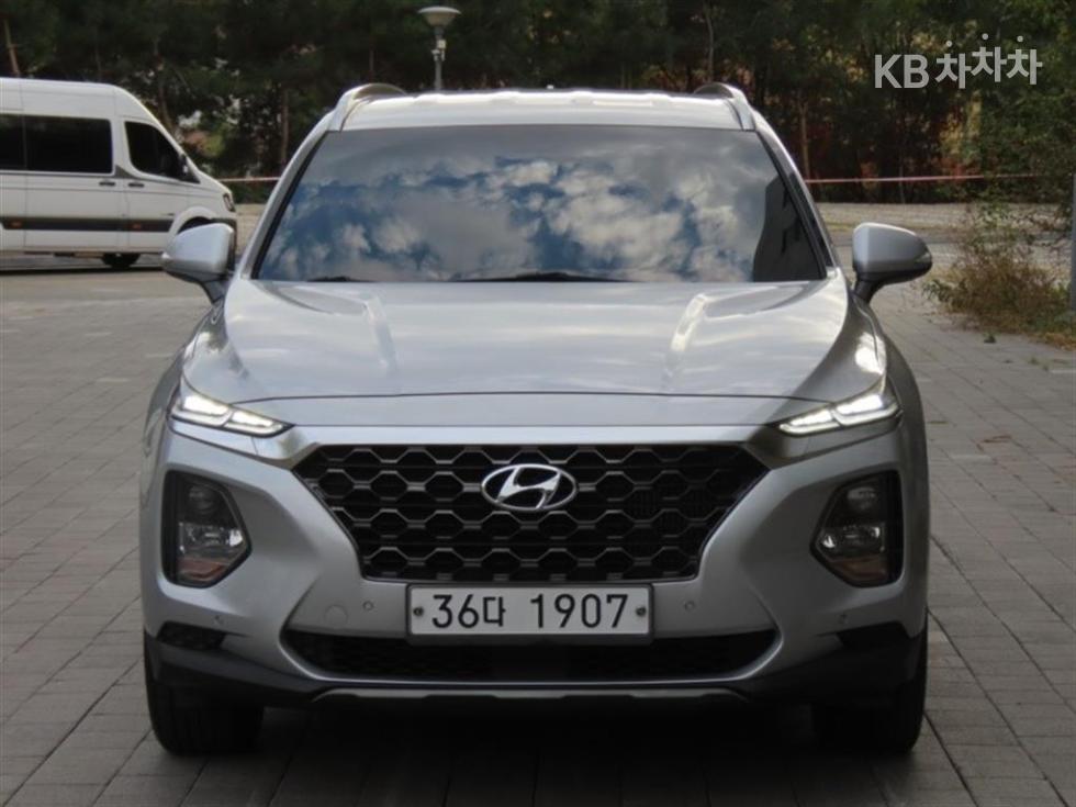 Hyundai Santa Fe EXCLUSIVE — фото 1