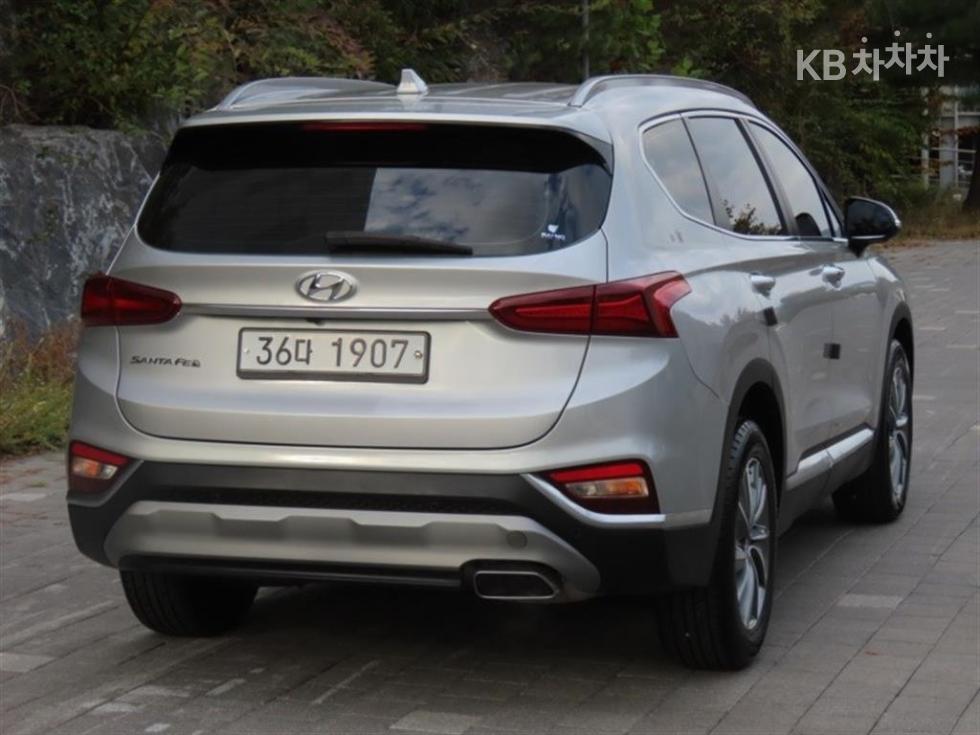 Hyundai Santa Fe EXCLUSIVE — фото 3