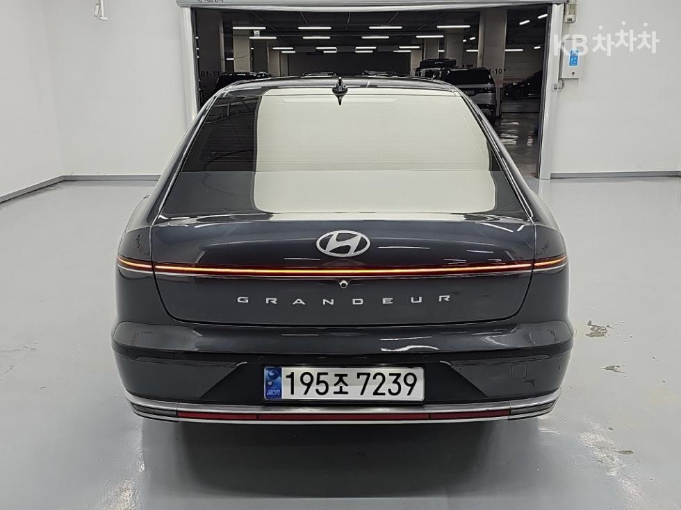 Hyundai Grandeur Premium — фото 3