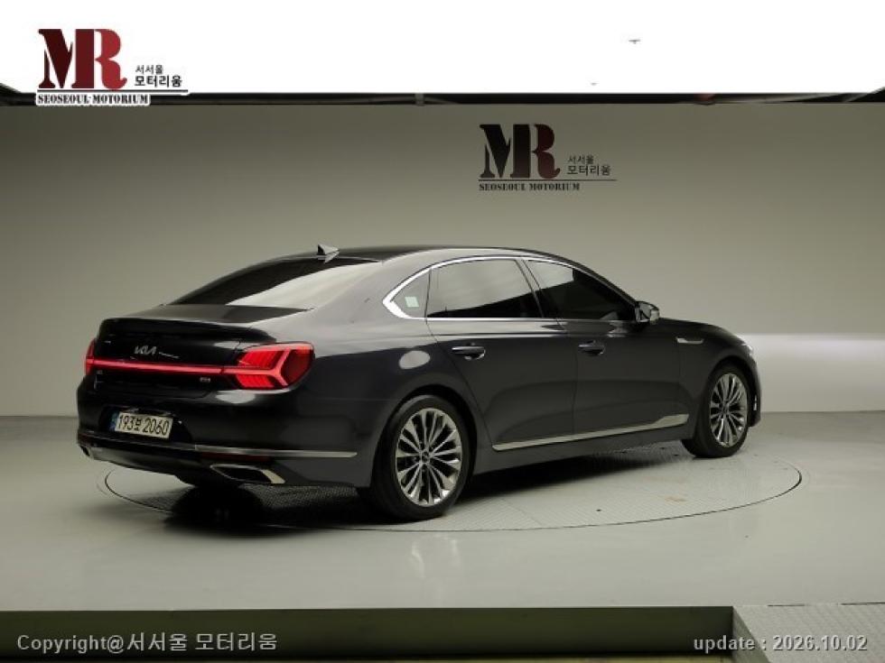 Kia K9 — miniaturë 3