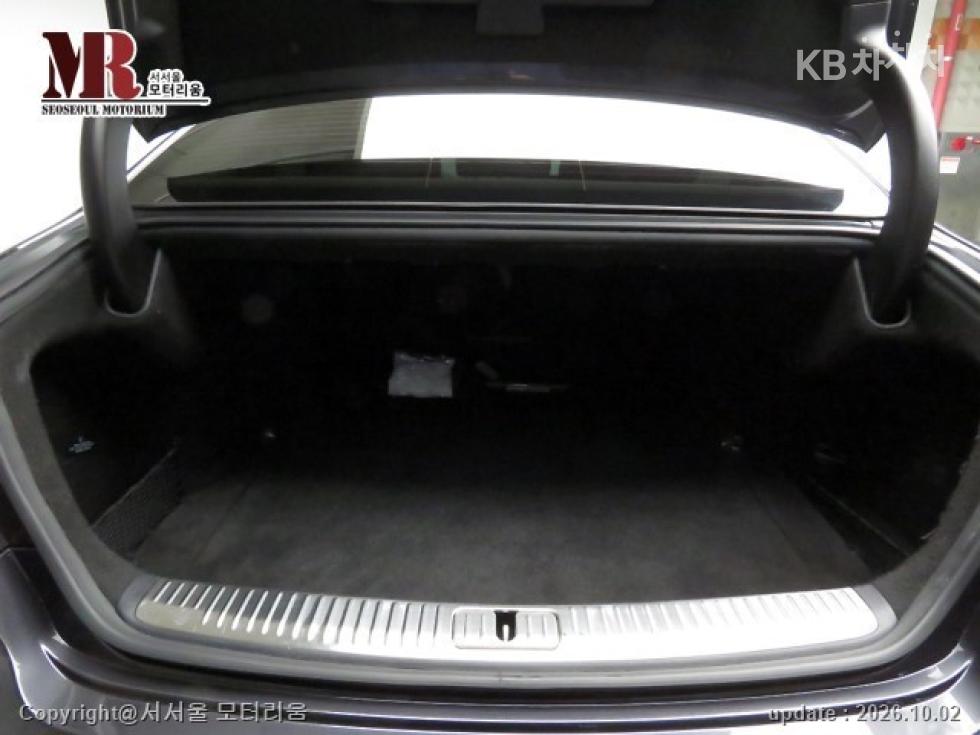 Kia K9 — miniaturë 17