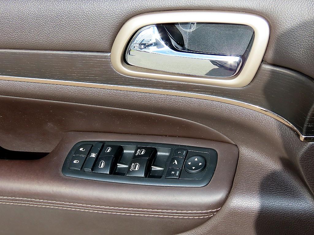 Jeep Cherokee — miniaturë 11