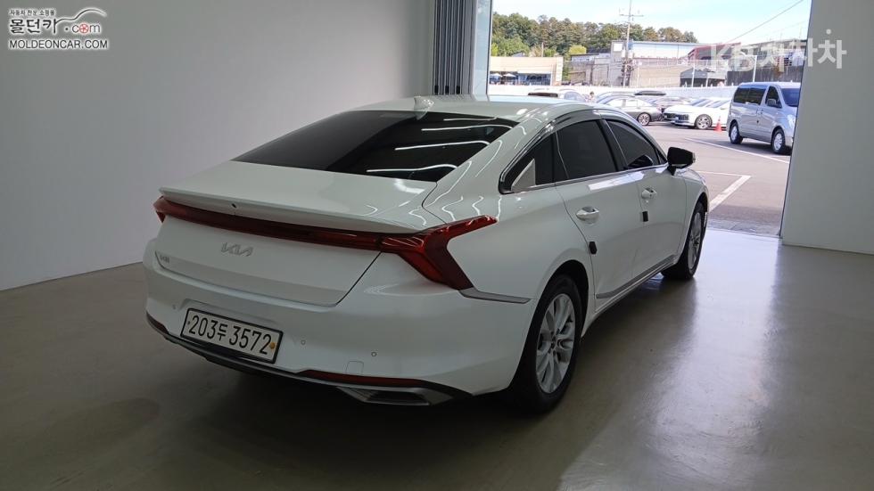 Kia K8 — miniaturë 2