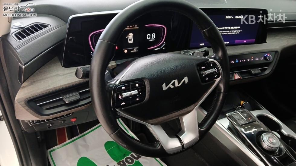 Kia K8 — miniaturë 11