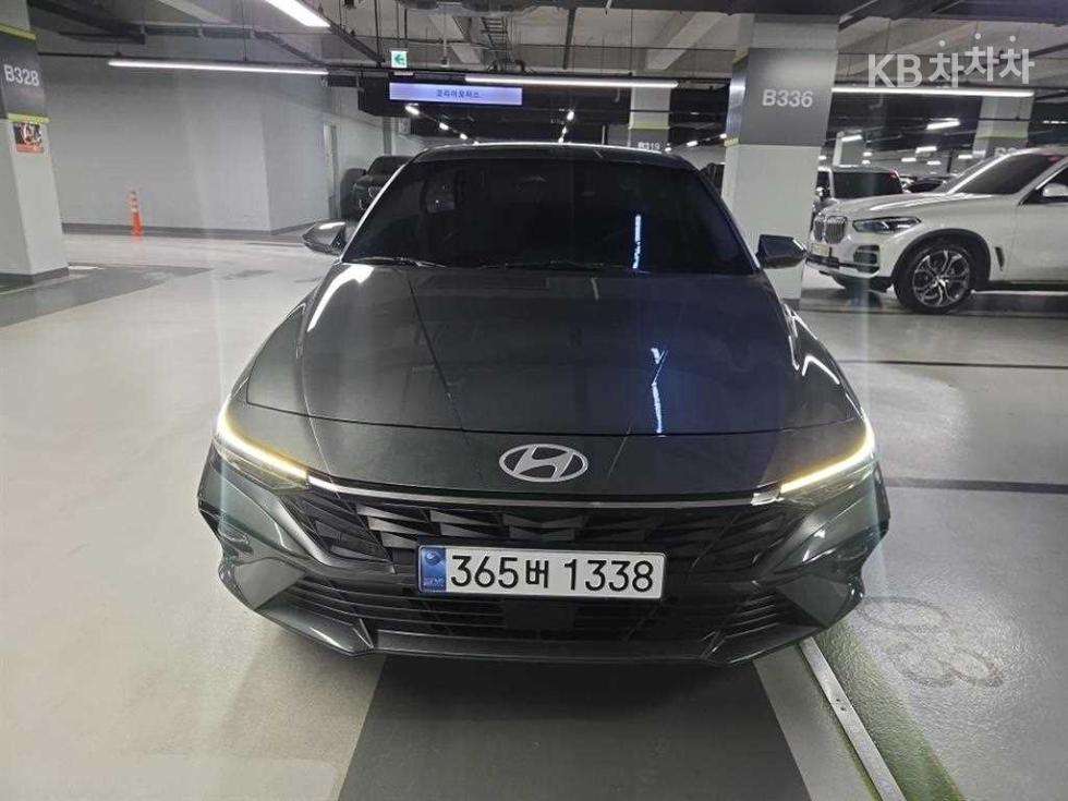 Hyundai Avante — фото 1