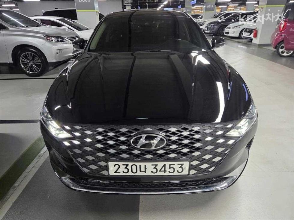 Hyundai Grandeur Premium — фото 1