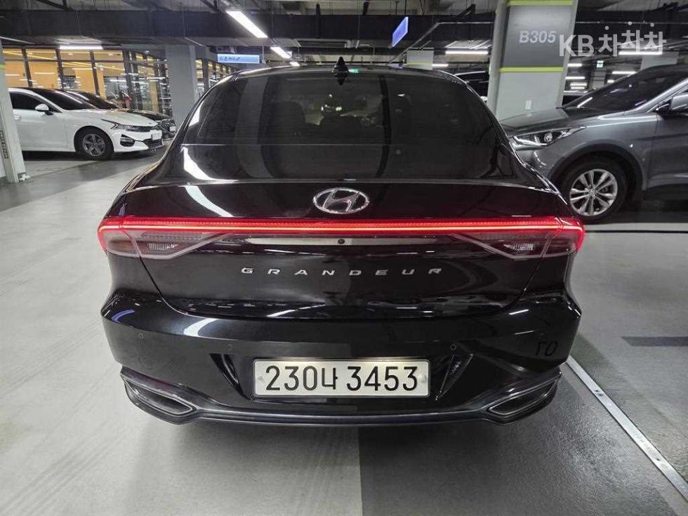 Hyundai Grandeur Premium — фото 4
