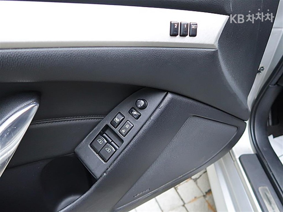 Kia Sorento — miniaturë 13