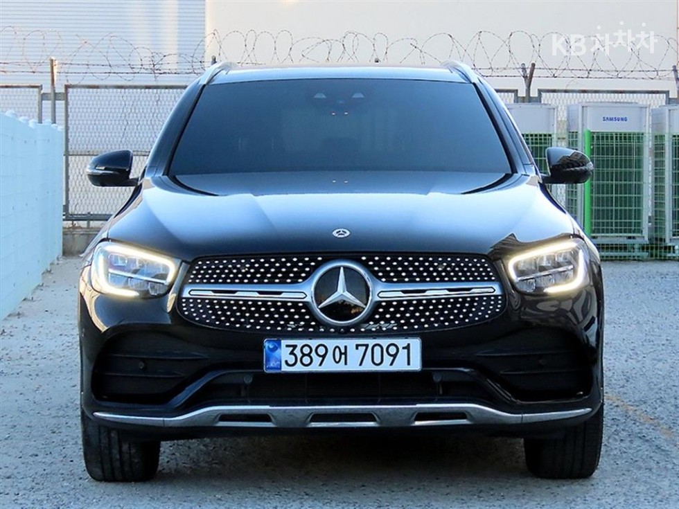Mercedes-Benz GLC-Class BASE MODEL — фото 1