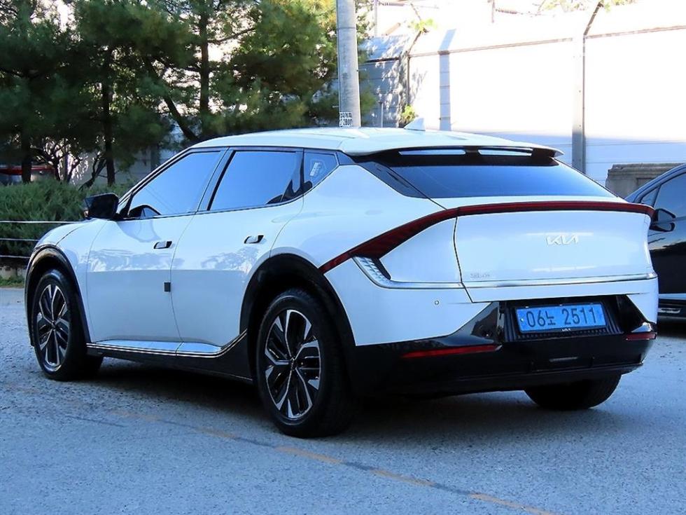Kia EV6 — фото 3