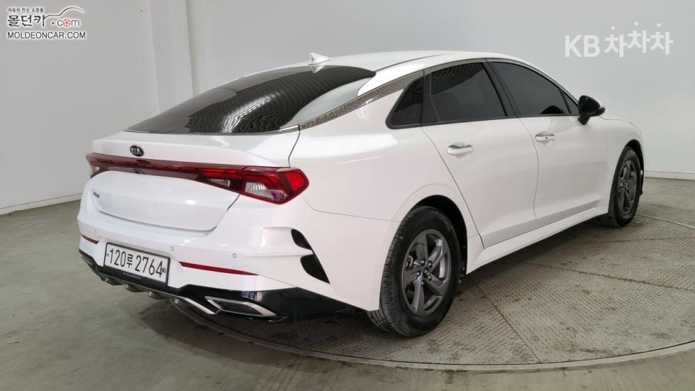 2020 - kia k5