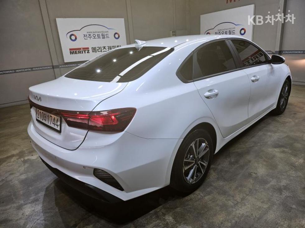 2022 - kia k3