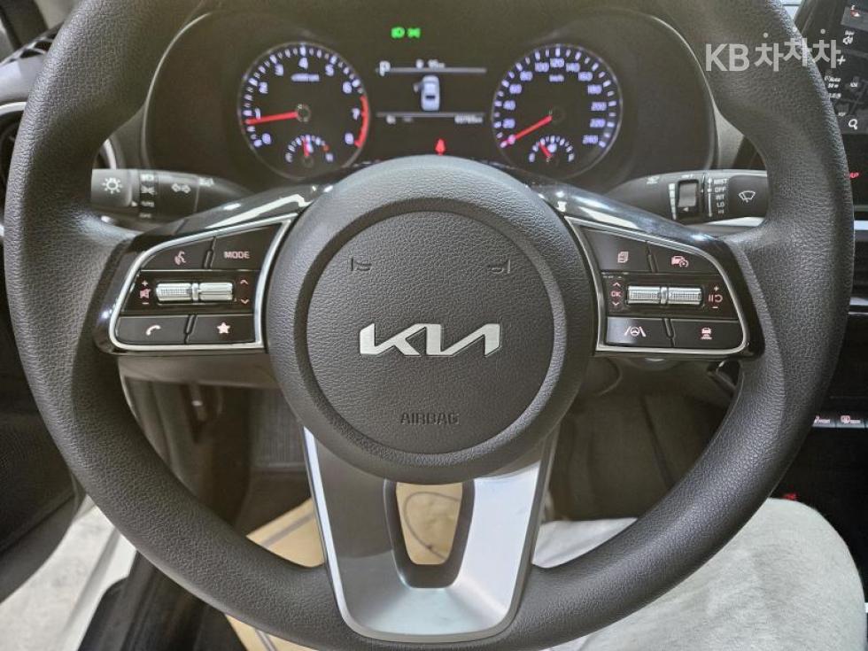 2022 - kia k3