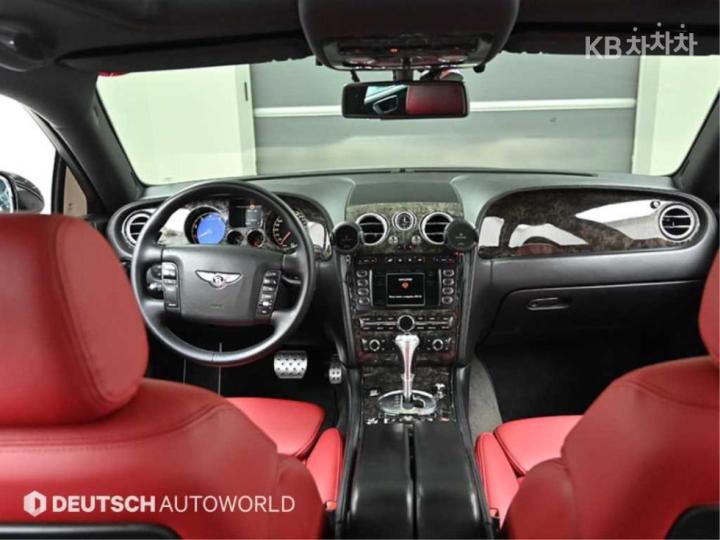 Bentley Flying Spur 6.0 8