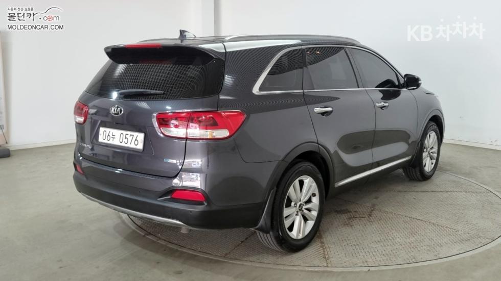 2016 - kia sorento