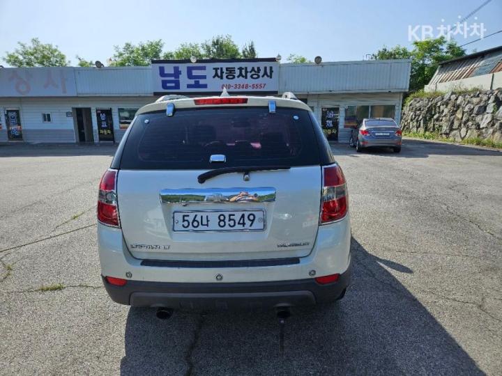 Chevrolet Captiva 2WD LT 5