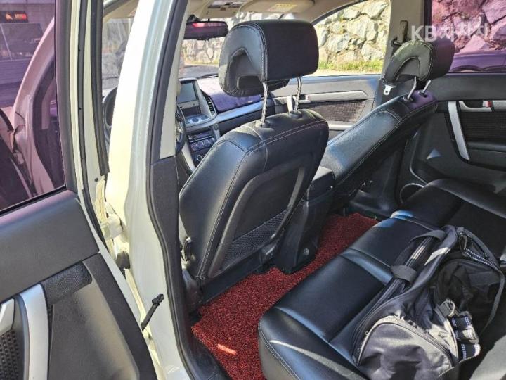 Chevrolet Captiva 2WD LT 7