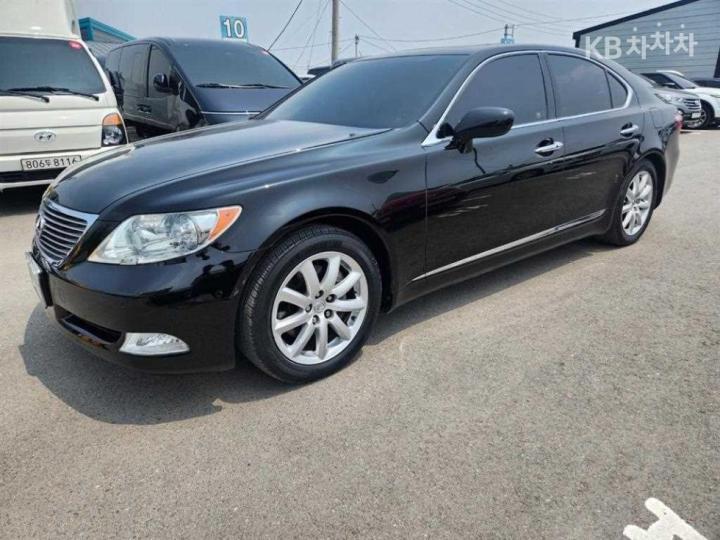 Lexus LS 460 STD XF40 2006-2012 4