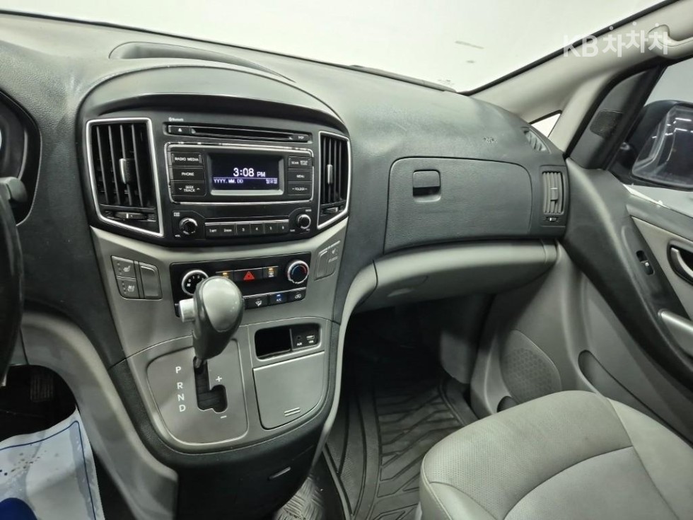 Hyundai Starex — miniaturë 10