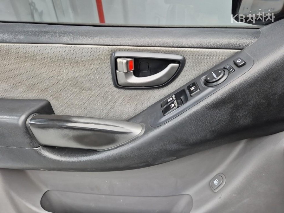 Hyundai Starex — miniaturë 16