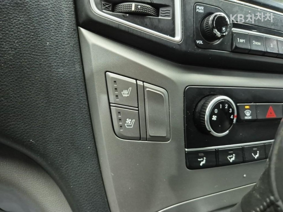 Hyundai Starex — miniaturë 17