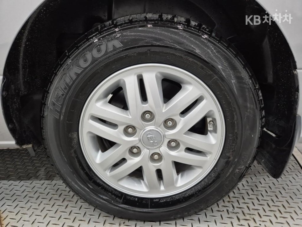 Hyundai Starex — miniaturë 20