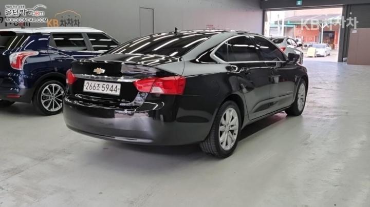 Chevrolet Impala 2.5 LT 3