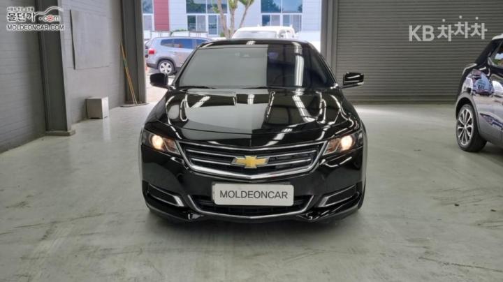 Chevrolet Impala 2.5 LT 4