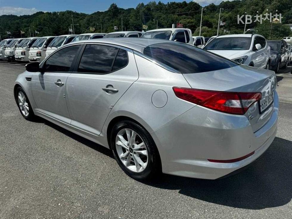 2011 - kia k5