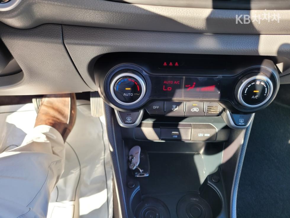 2021 - kia morning