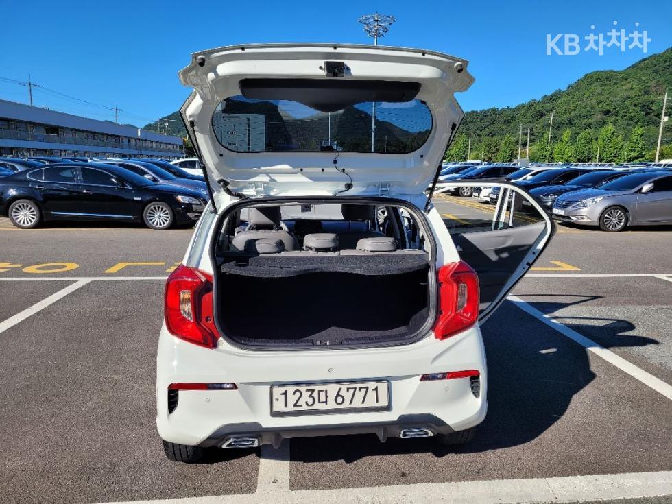 2021 - kia morning