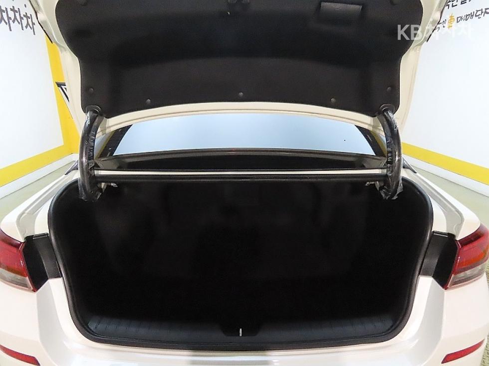 2020 - kia k5