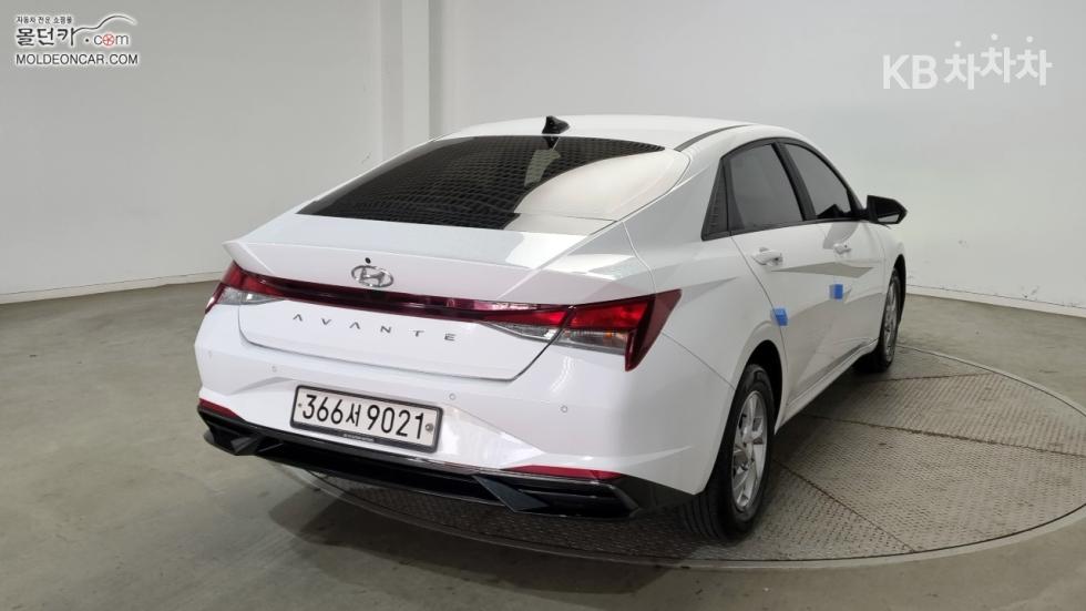 Hyundai Avante — miniaturë 2