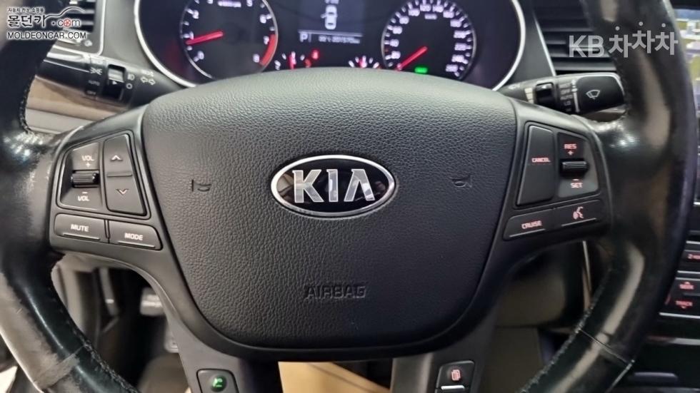 2013 - kia k7