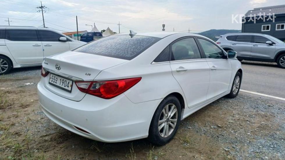 Hyundai Sonata — miniaturë 4